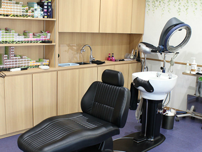 Hair ＆ Esthetic salon Shiny_1