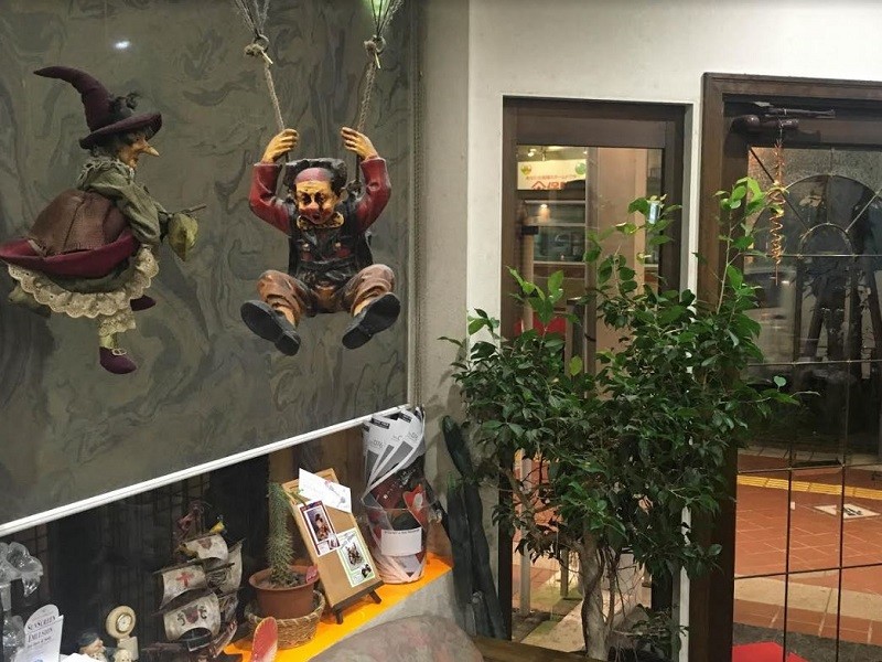 美容室 魔法使い