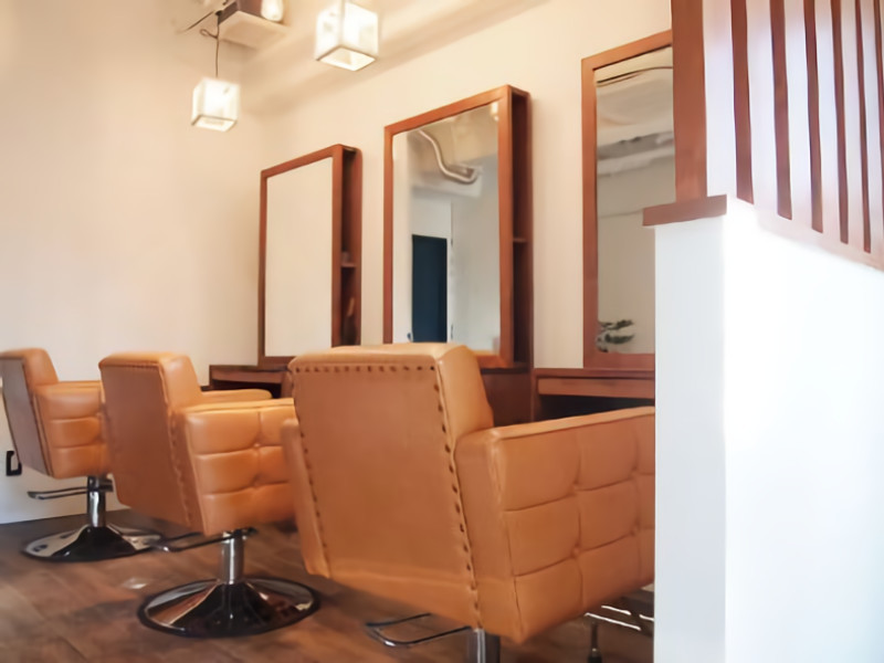 Pivot HAIR DESIGN