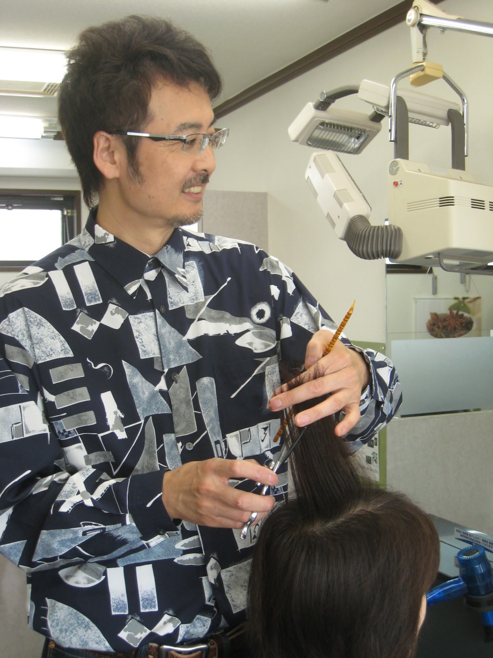 HAIR SALON １/Ｆ(エフ）_岸 ミツル