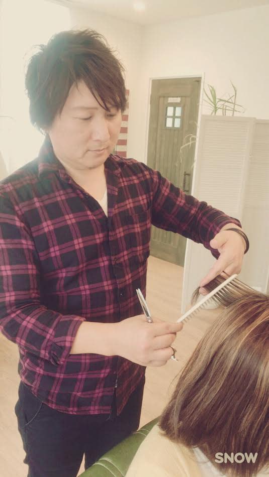 ACRI organic hair salon_AKIRA