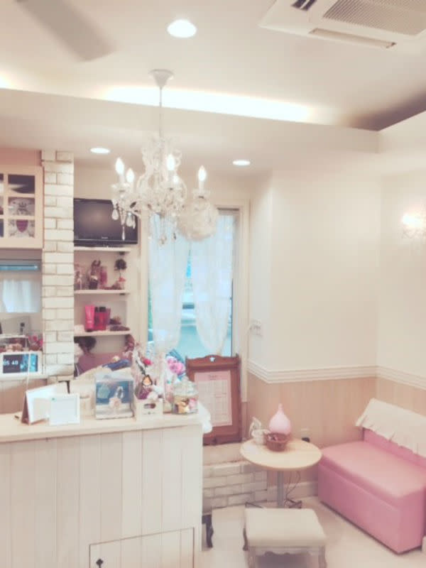 cut house HONEY BEE_2