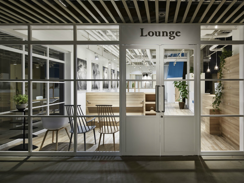 Lounge ラウンジ センター南_2