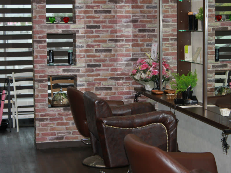 Hair Place Lucia_1