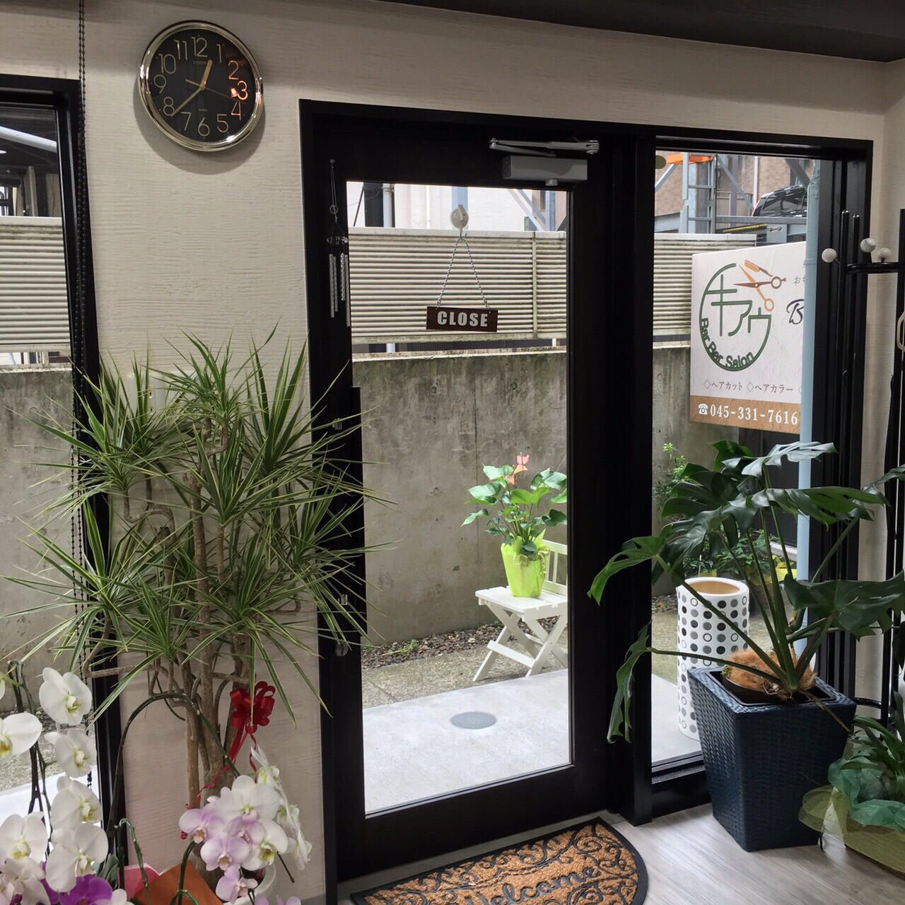 Bar Ber Salon キアウ_1