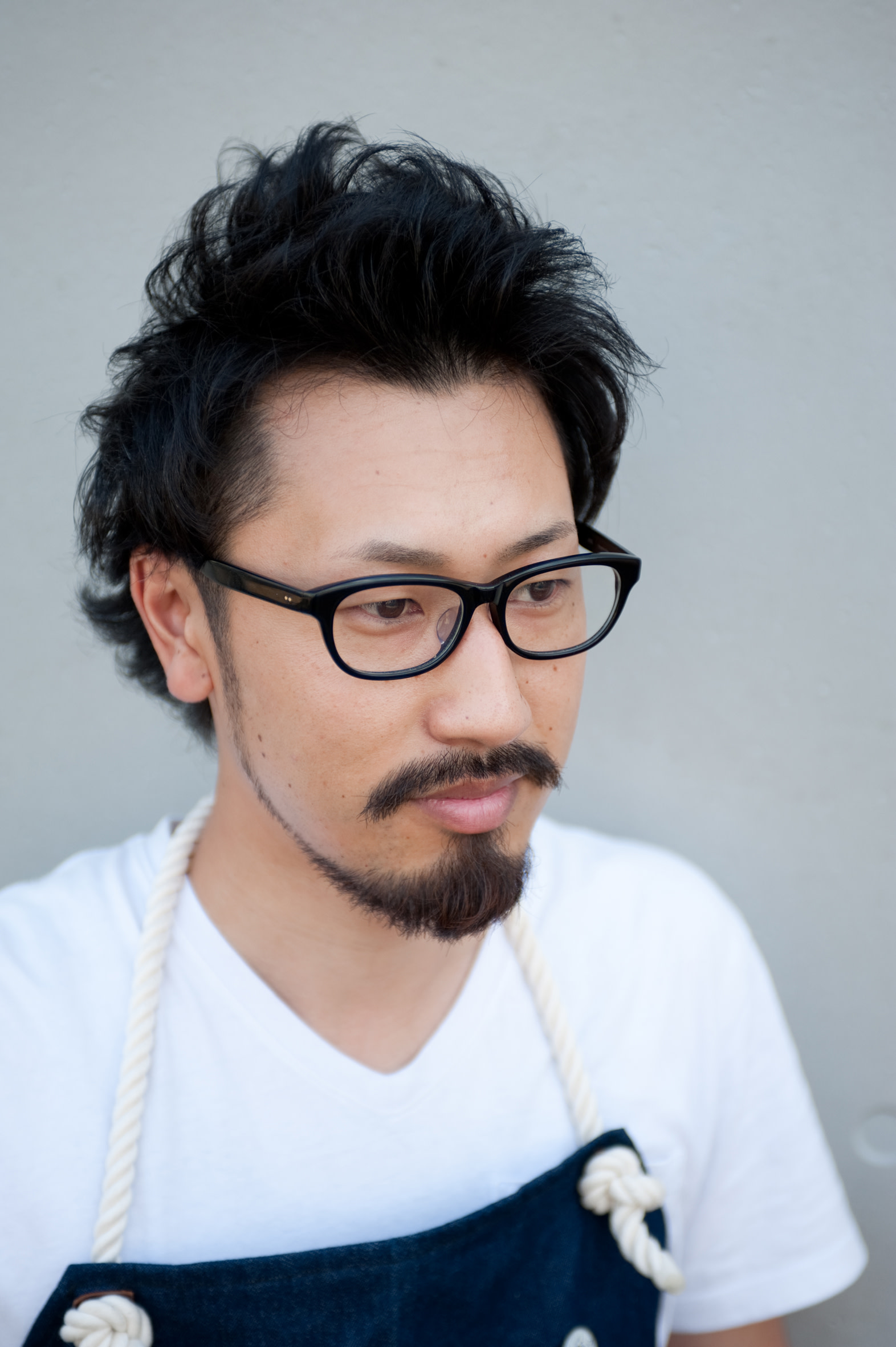 Grooming Hair ISSA_Naoki Yamada