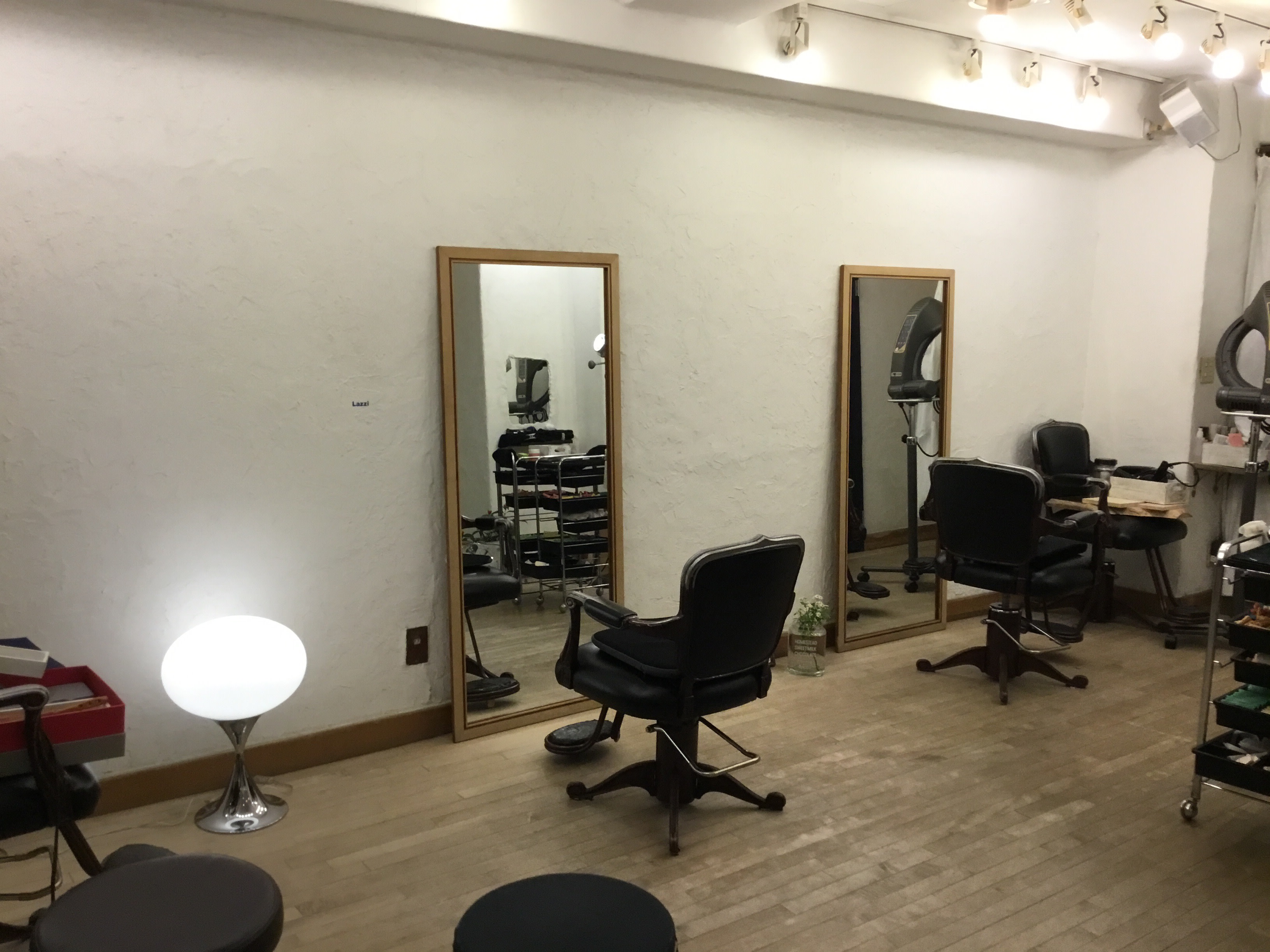 Hair Make up Lazzi_中西