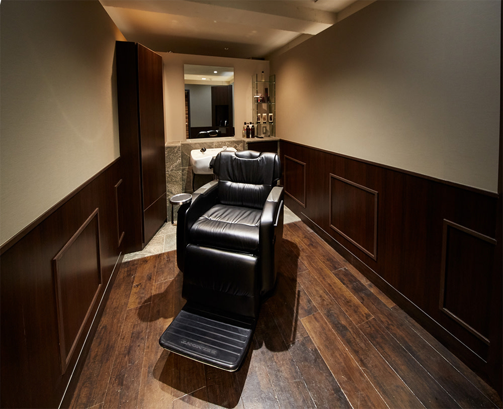 N.BARBER HIROO