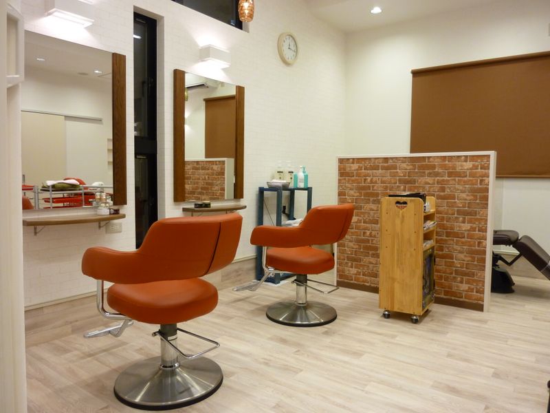 NEOPOLIS Total Beauty Salon