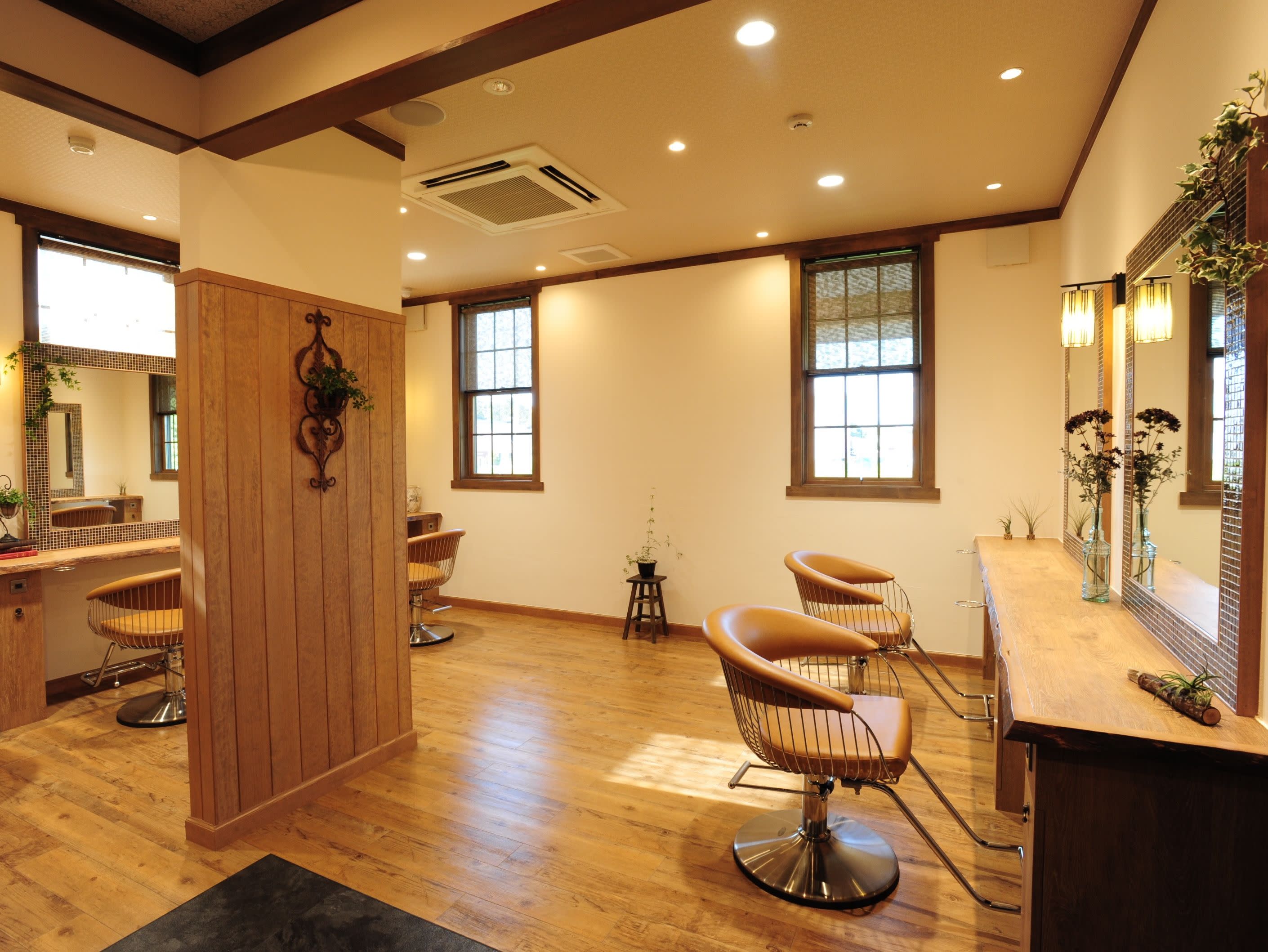 Hair&Beauty B`s age 長久手店