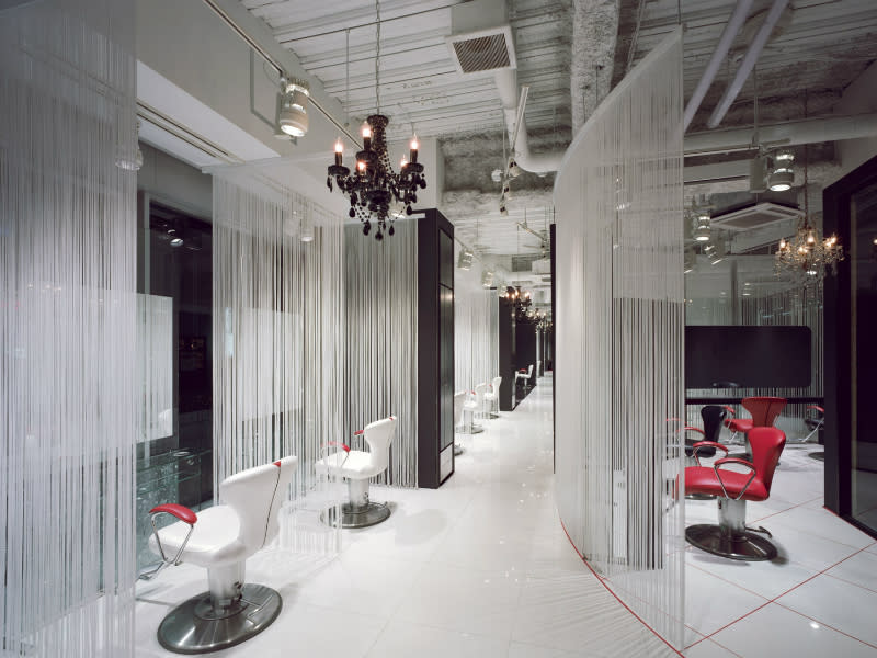 HAIR & MAKE EARTH 取手店_1