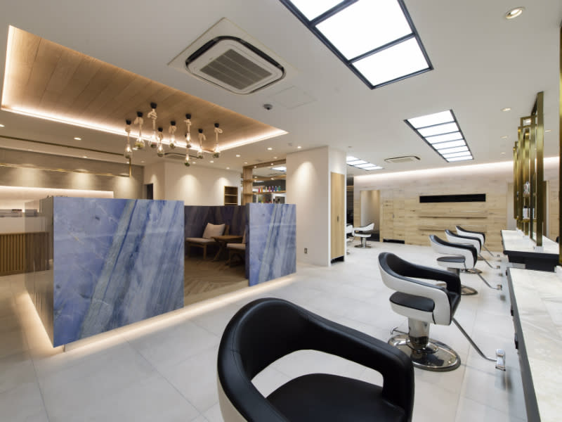 HAIR & MAKE EARTH 葛西店_1