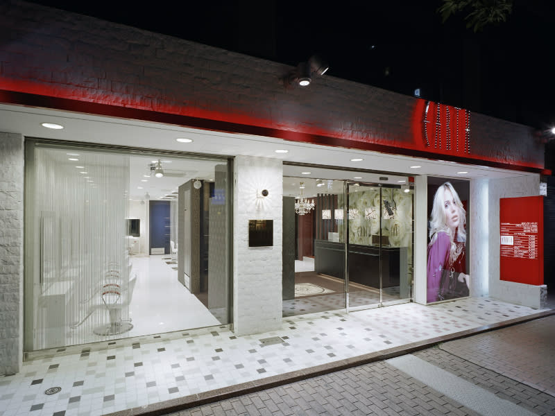 HAIR & MAKE EARTH 行徳店