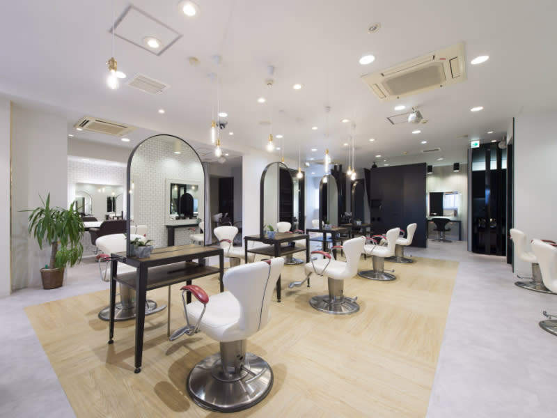HAIR & MAKE EARTH 大井町店_1