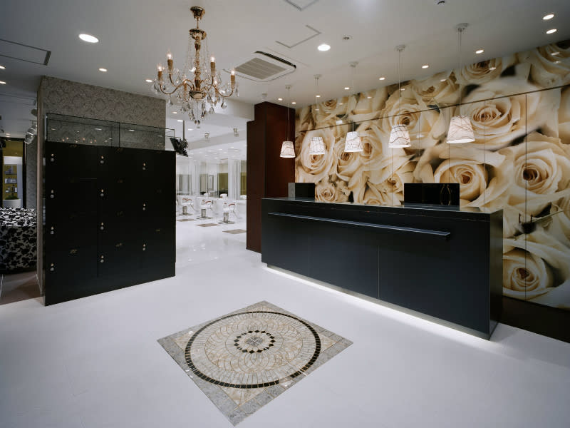 HAIR & MAKE EARTH 妙典店