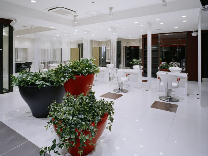 HAIR & MAKE EARTH 妙典店_1