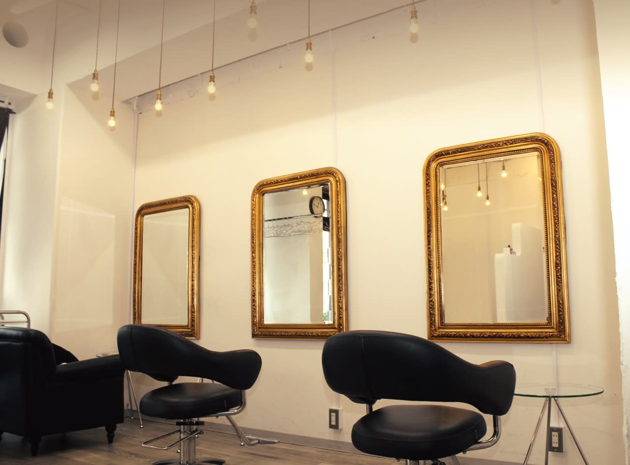 locoDeart hair room_1