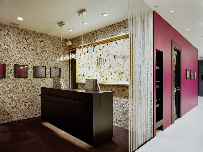 HAIR & MAKE EARTH 金町店