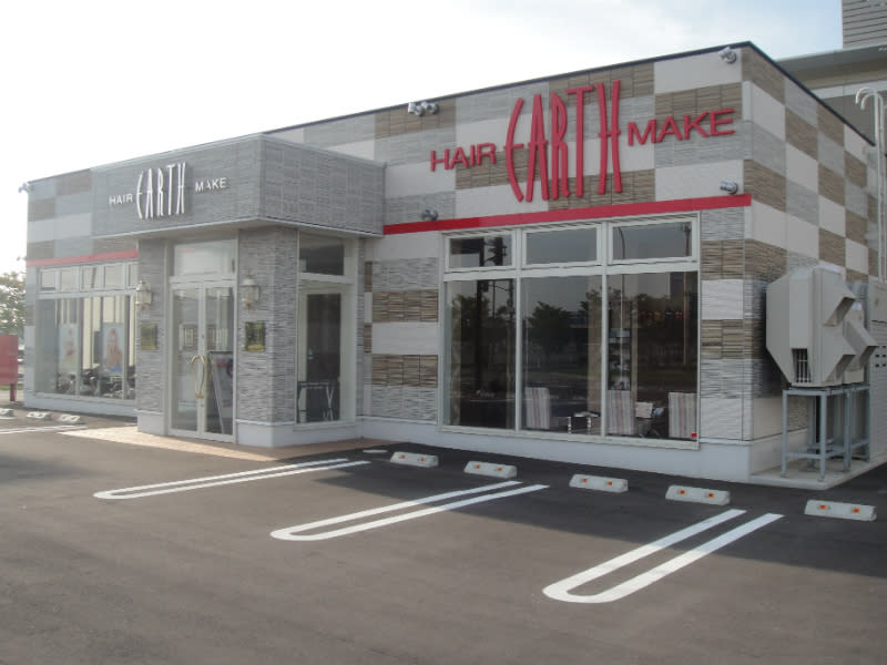 HAIR & MAKE EARTH 五所川原店_1