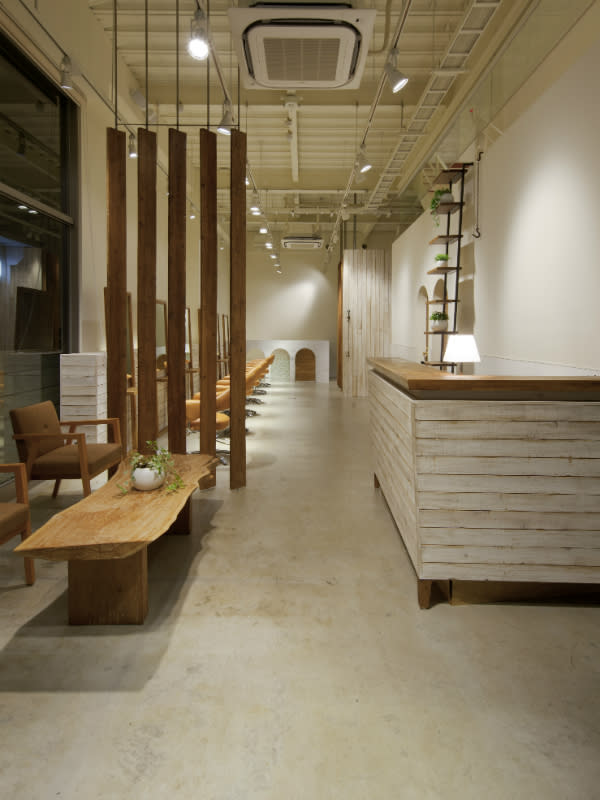 HAIR & MAKE EARTH 日吉店