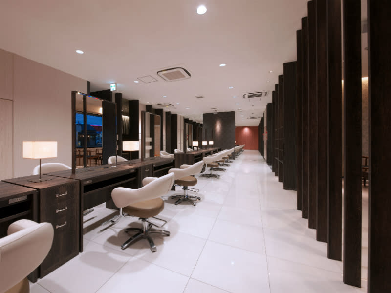 HAIR & MAKE EARTH 三木店_1