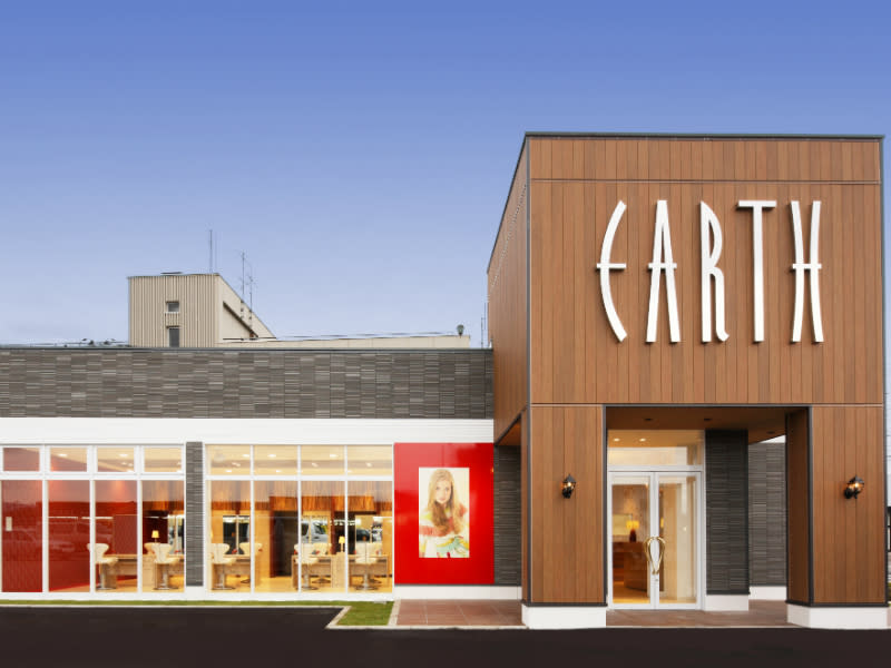 HAIR & MAKE EARTH 天童店