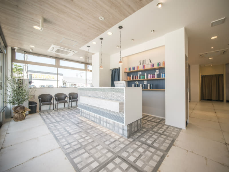 EARTH/A 高知潮江店