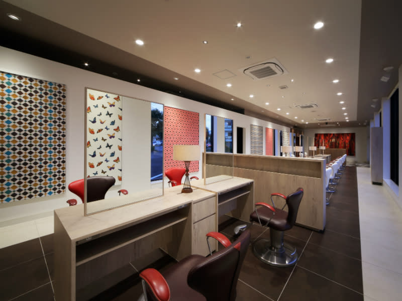 HAIR & MAKE EARTH 会津若松店_1