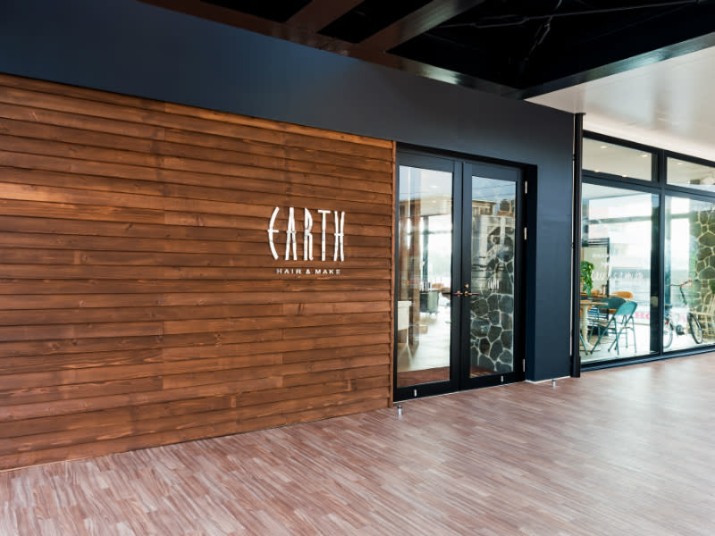 HAIR & MAKE EARTH 浦添店