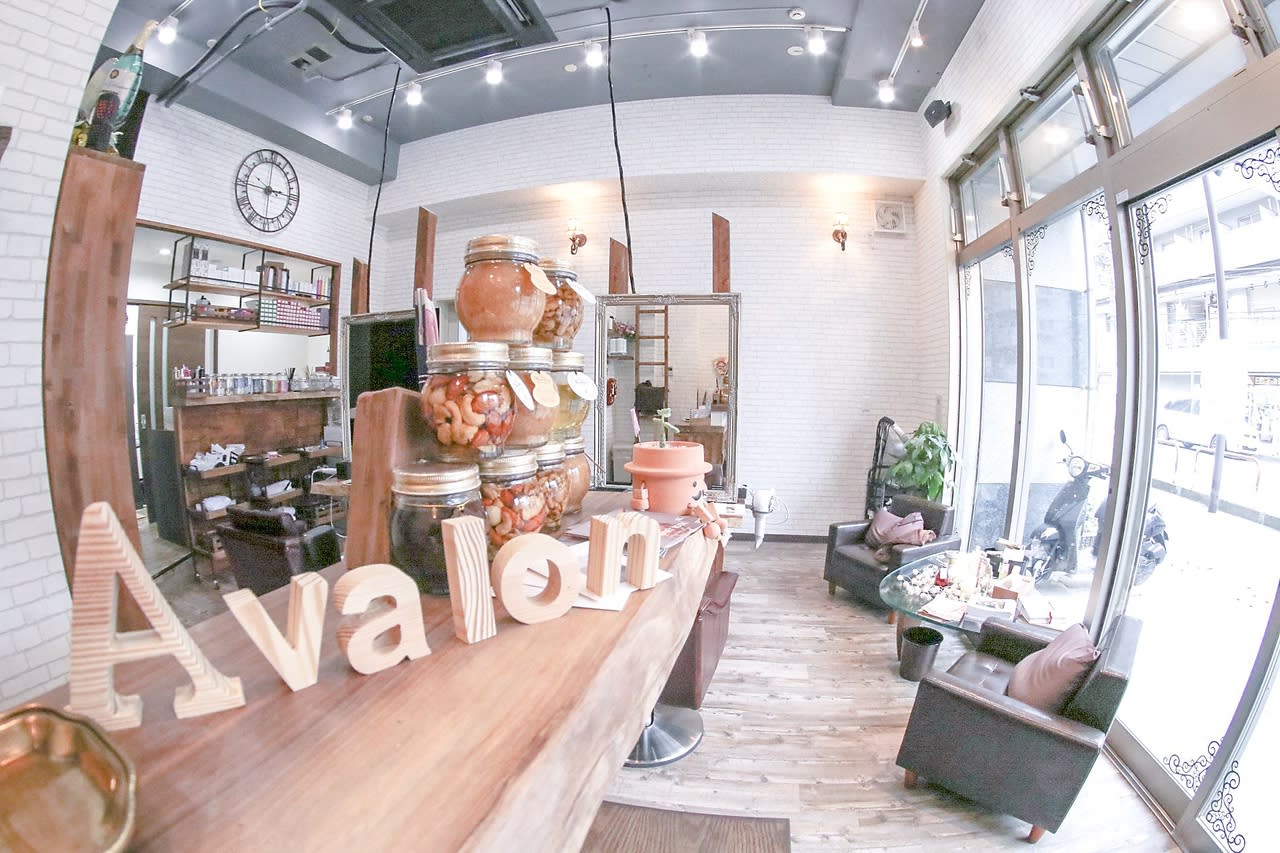 HAIR MAKE Avalon 橋本店