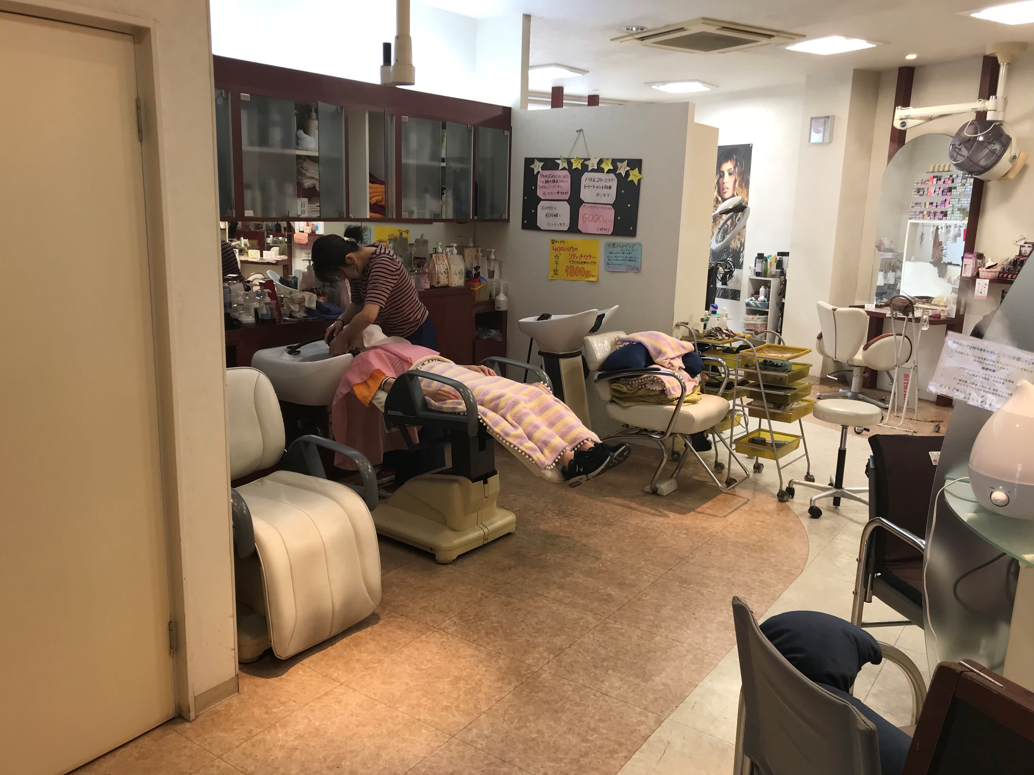 ヘアーグラシューラフィネ 西町本店_1