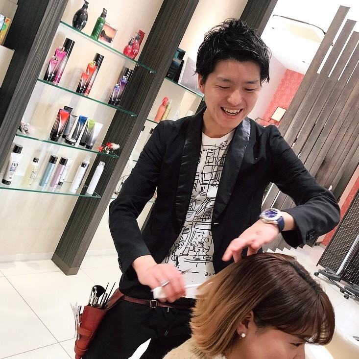 HAIR & MAKE EARTH 三木店_大槻 優貴
