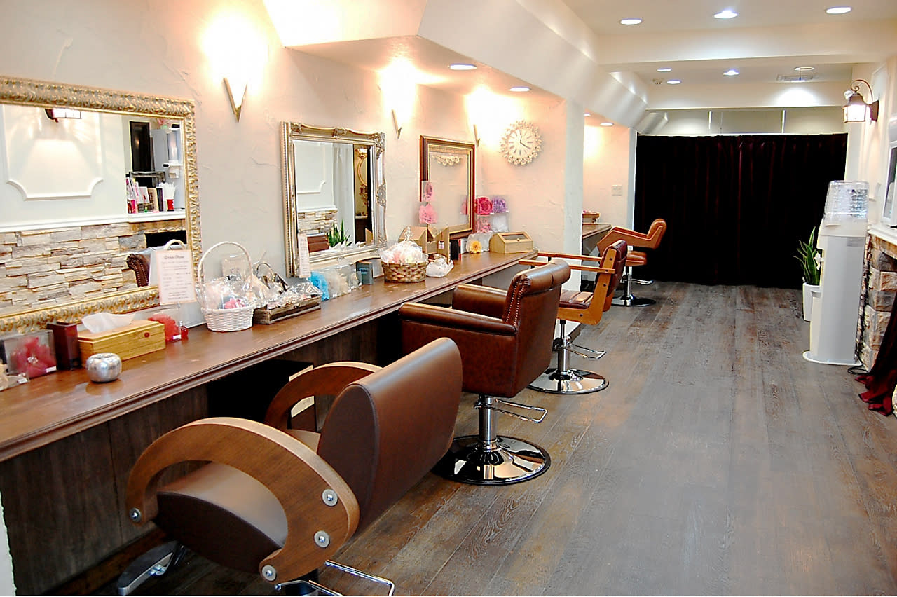 Set salon Ace