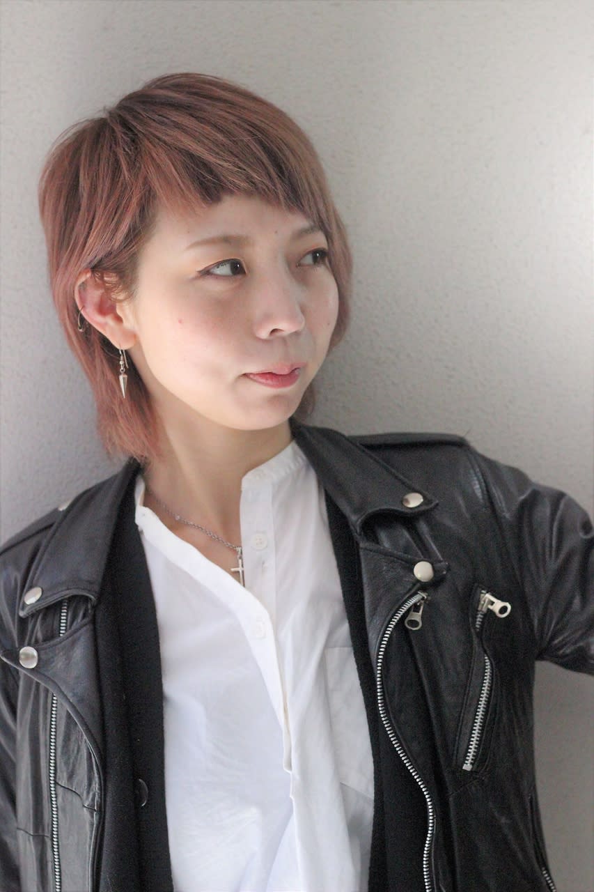hair LOGiA_眞田 アンナ