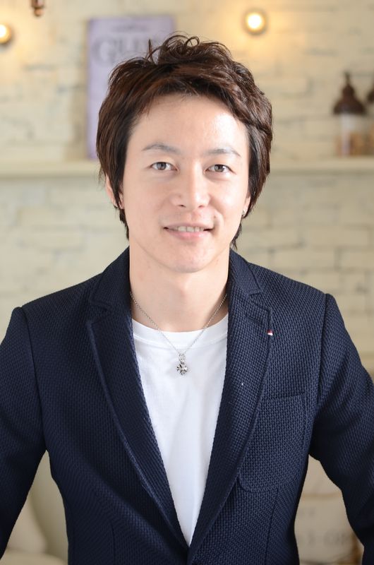 SHARE 【髪質改善・美髪トリートメント】_正箱 真人