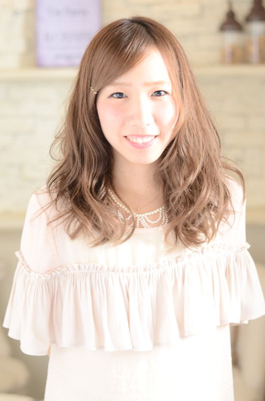 SHARE 【髪質改善・美髪トリートメント】_柴野 愛奈
