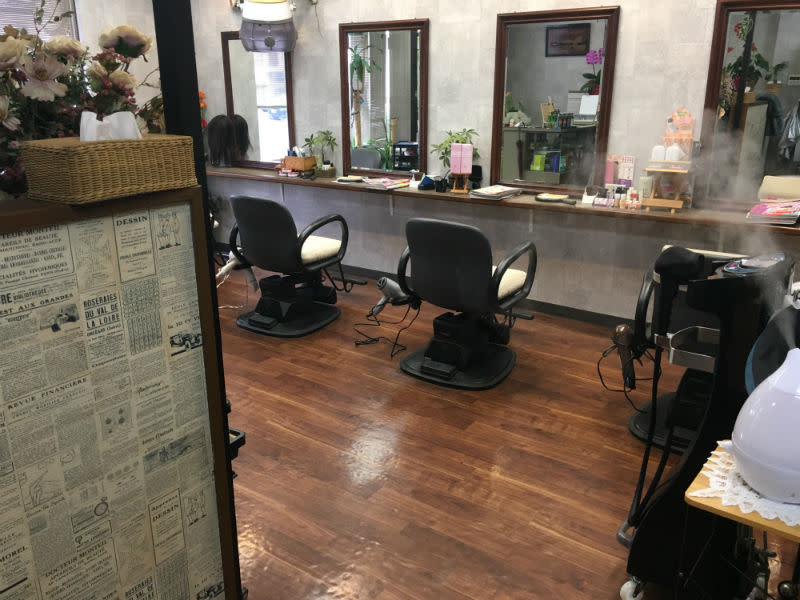 BEAUTY SALON ODA