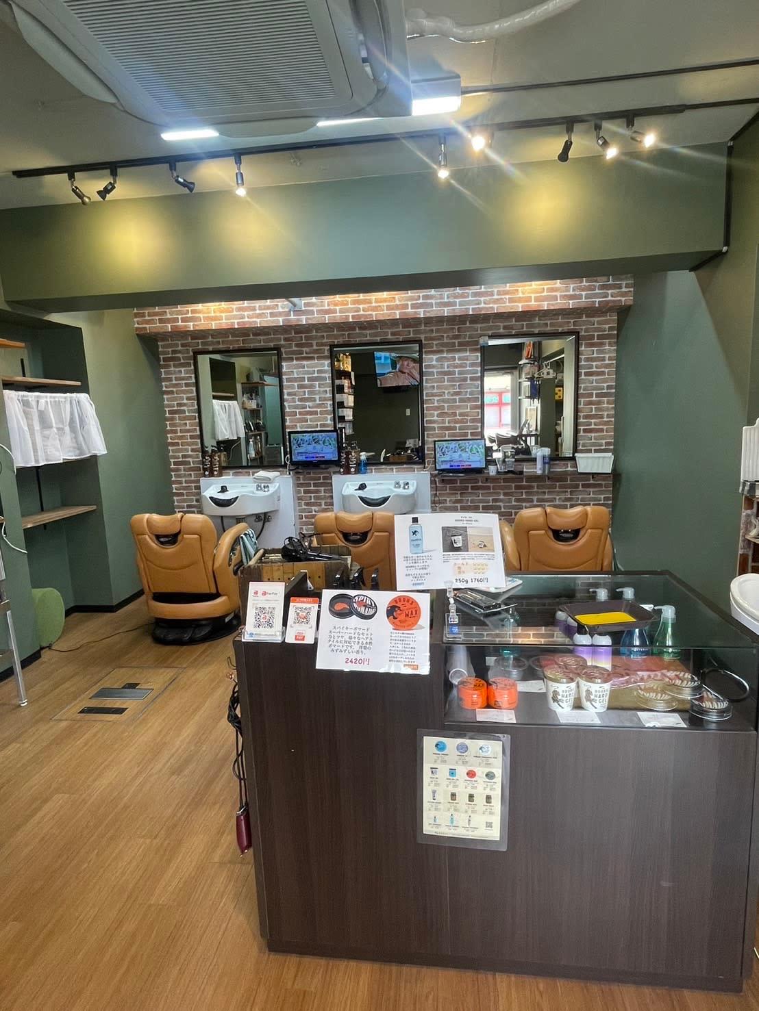 理容室半個室２席完備ヘアーステーション Le・shoji_2