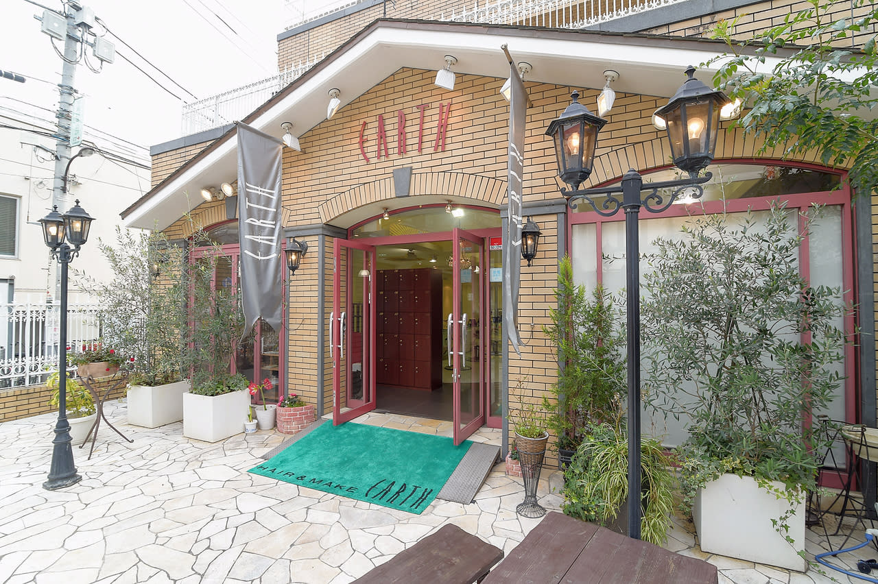 HAIR & MAKE EARTH 高田馬場店