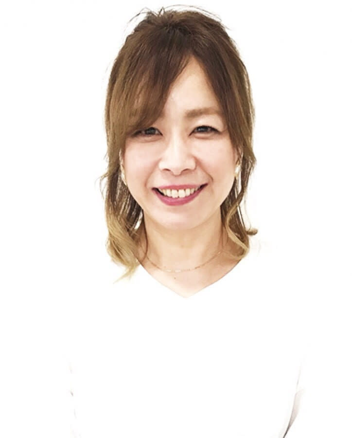 Cut Well's smile&peace 桜井粟殿店_山中　典子