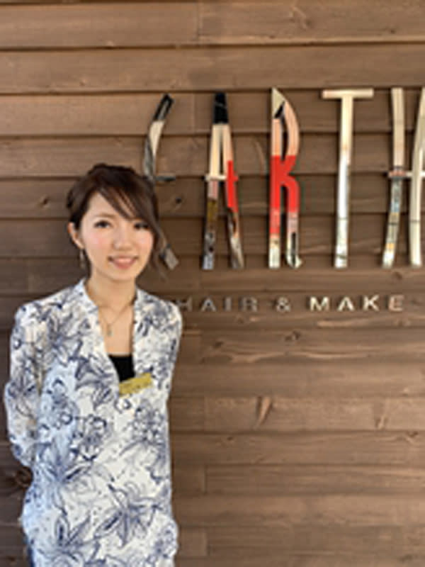 HAIR & MAKE EARTH 浦添店_上江洲 遥