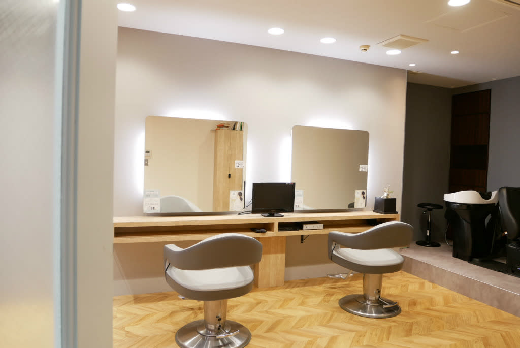 HAIR & MAKE EARTH 調布店_2