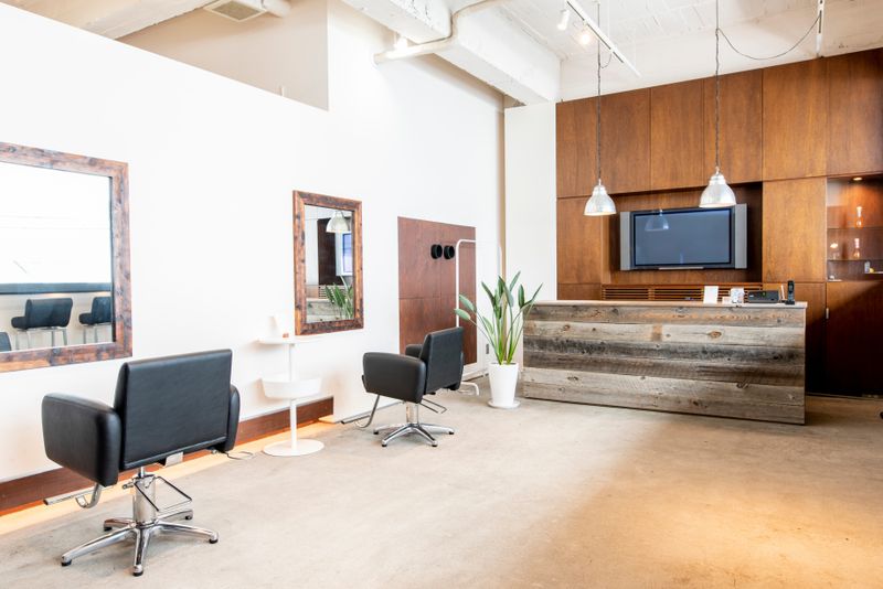 Lucia Hair Salon_2