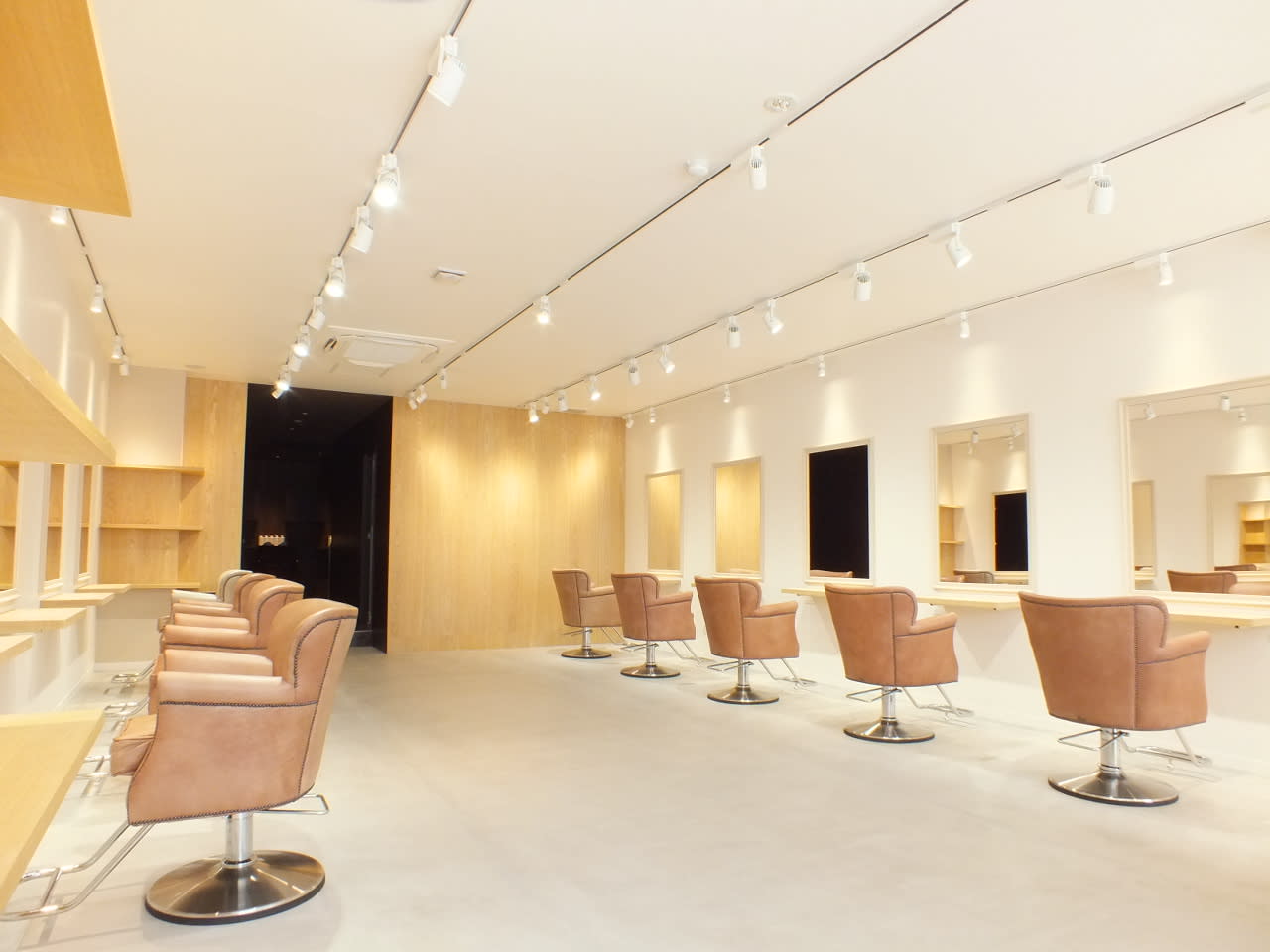 トリート ヘアデザイン浦安店_1