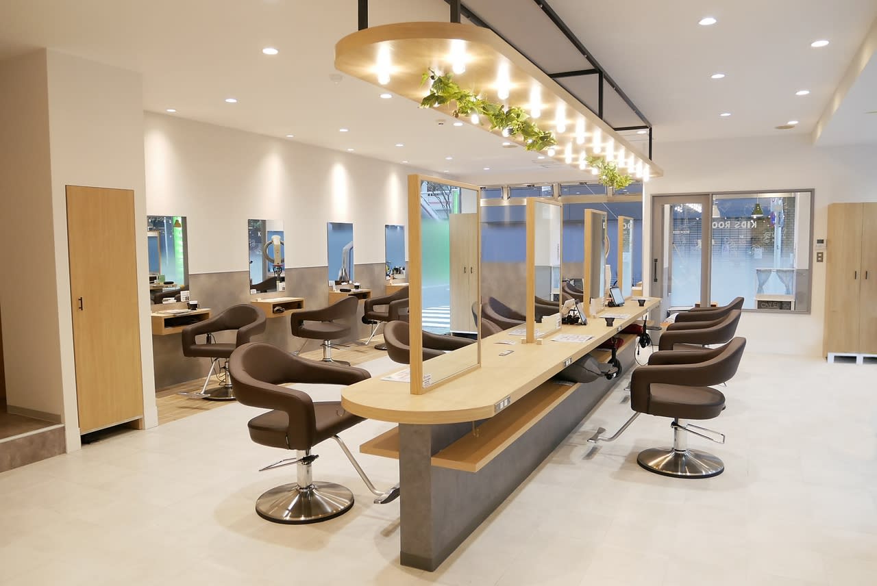 HAIR & MAKE EARTH 錦糸町店