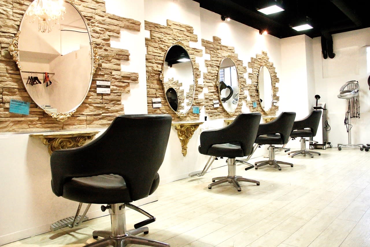 HAIR MAKE MALUNA 大通店_1