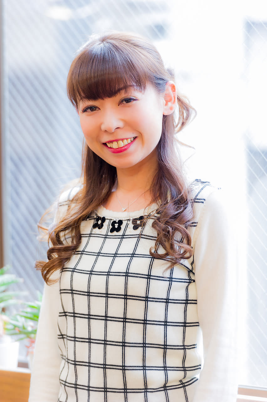 Carrefour_伊東 あゆみ