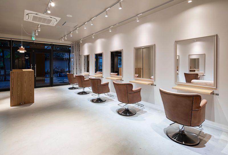トリートヘアデザイン海浜幕張店_1