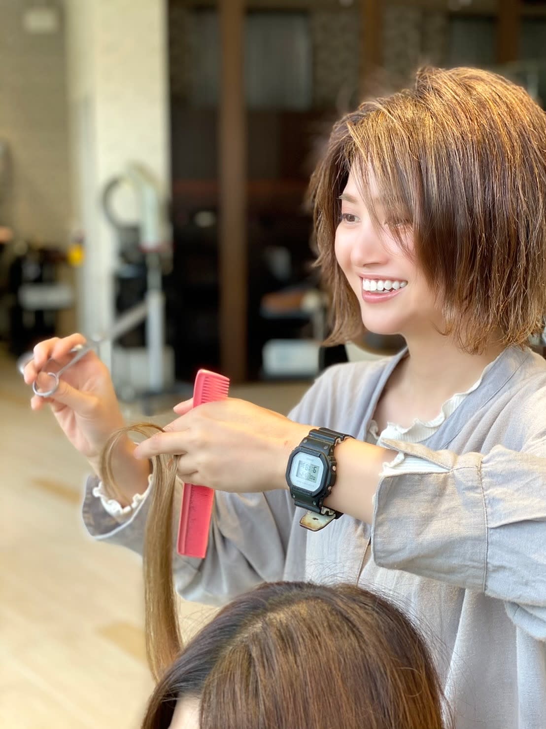 HAIR & MAKE EARTH 青森浜田店_加藤　梨絵