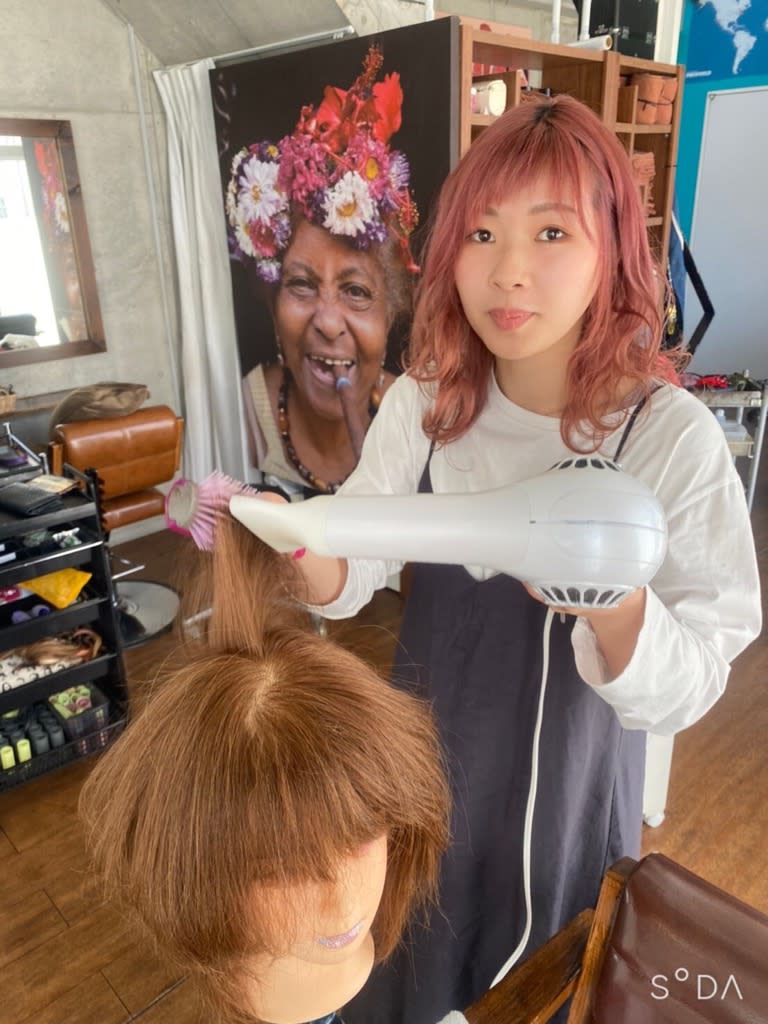 Door Bell hair Living_加藤　志保 